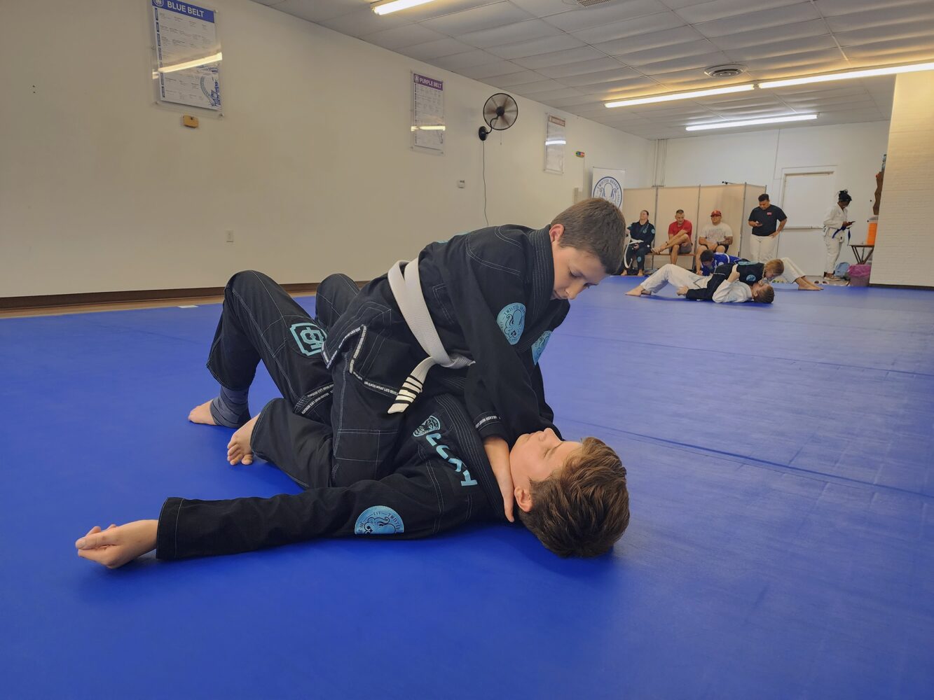 Youth class grappling